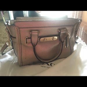 Coach Swagger 27, metallic gold, Used.